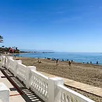 Terrace Of Paradise, 3 Bed Duplex, Bbq, Views, Pool, Parking