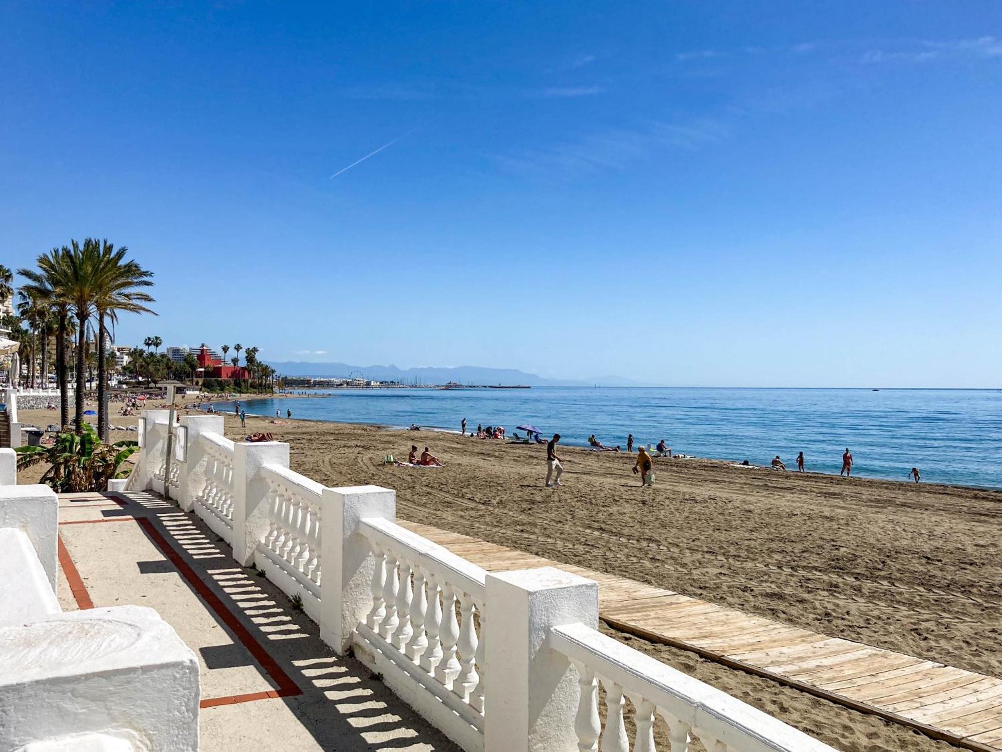 Terrace Of Paradise, 3 Bed Duplex, Bbq, Views, Pool, Parking