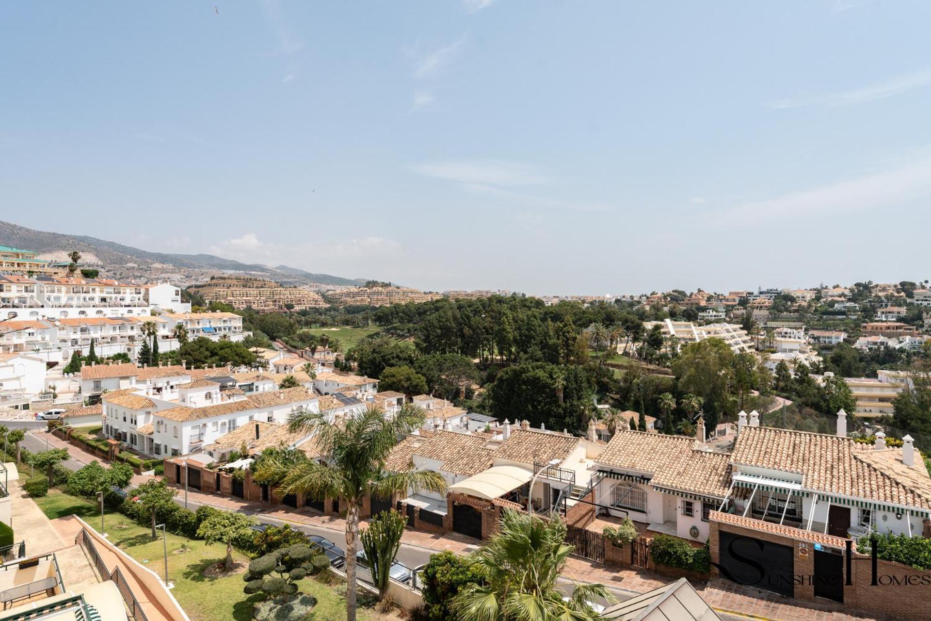 Terrace Of Paradise, 3 Bed Duplex, Bbq, Views, Pool, Parking
